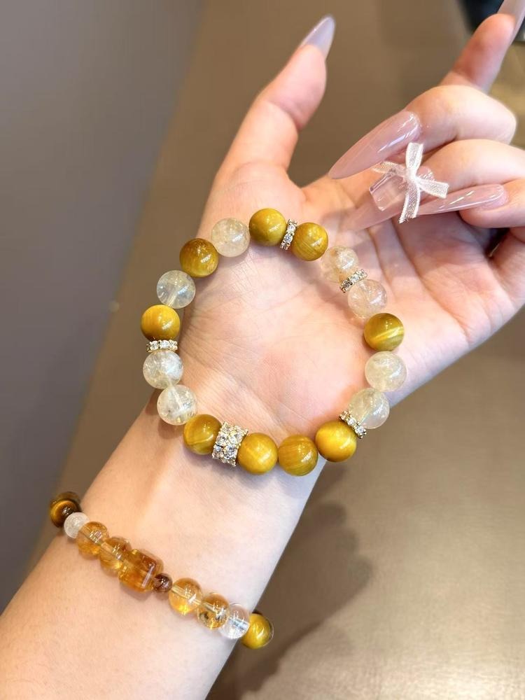 Prosperity Glow Bracelet – Attract Wealth & Luck